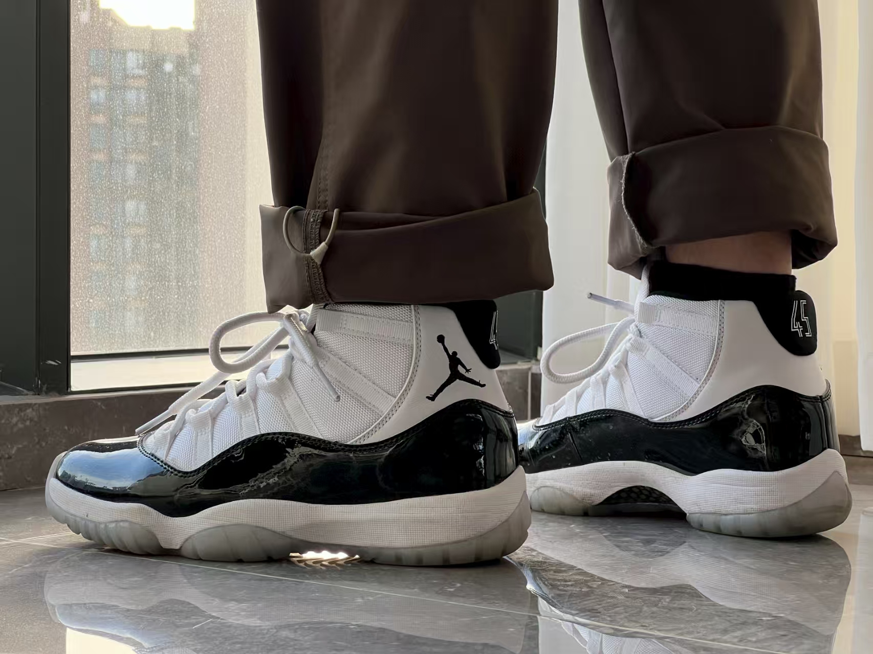 Air Jordan 11 Retro Concord (2018) 378037-100  review Omar 01