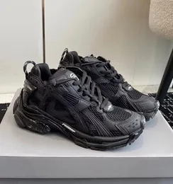 Balenciaga Runner All Black 772774 W3RBT 1000 review 