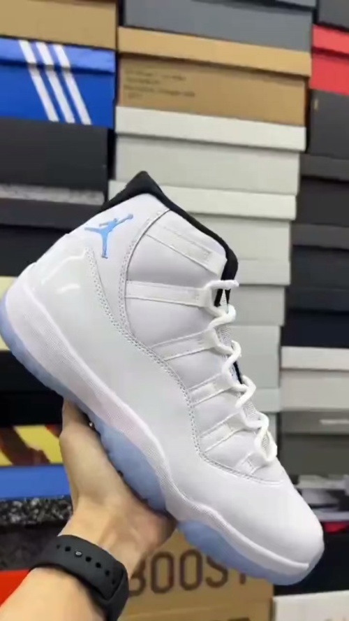 Air Jordan 11 Retro 'Columbia / Legend Blue'  CT8012-104 review 