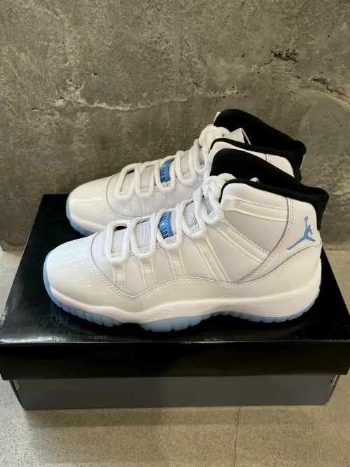 Air Jordan 11 Retro 'Columbia / Legend Blue'  CT8012-104 review 