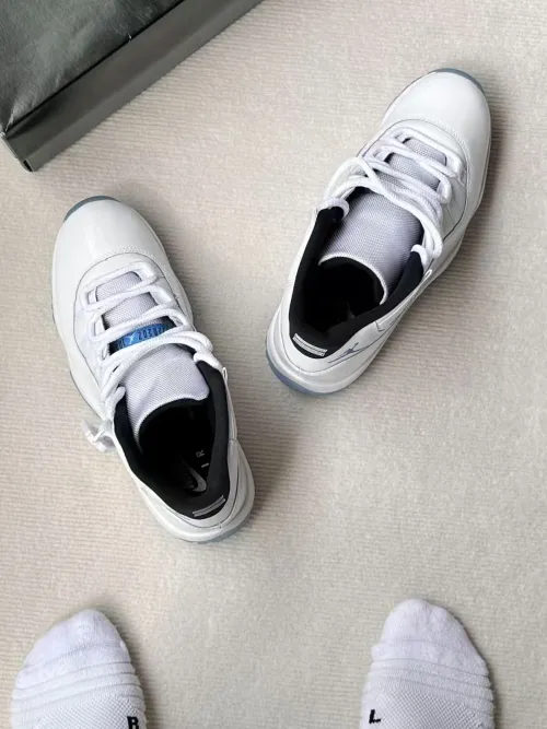 Air Jordan 11 Retro 'Columbia / Legend Blue'  CT8012-104 review 