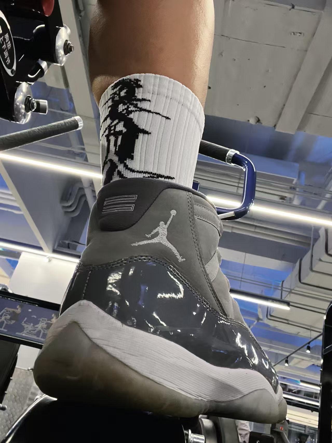 Air Jordan 11 Retro Cool Grey (2021)  CT8012-005 review Raymond 00