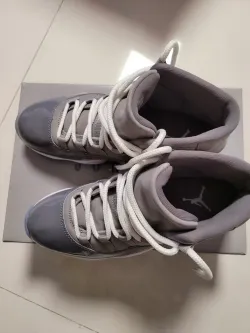 Air Jordan 11 Retro Cool Grey (2021)  CT8012-005 review Quennel 01
