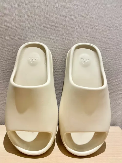 Adidas Yeezy Slide Bone FW6345 review 