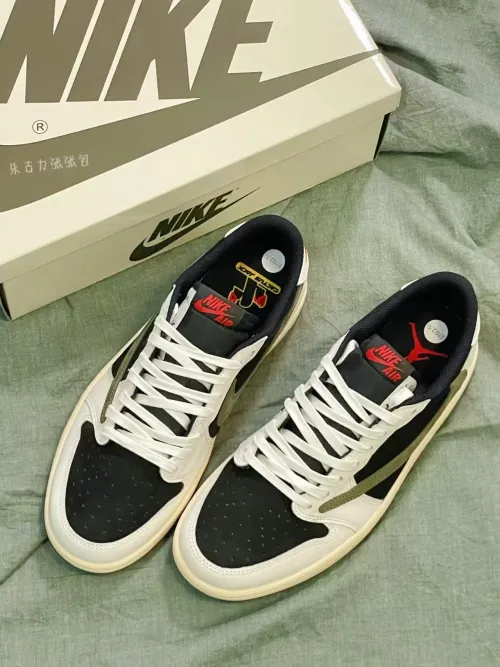 Air Jordan 1 Retro Low OG SP Travis Scott Olive (Women's) DZ4137-106  review 