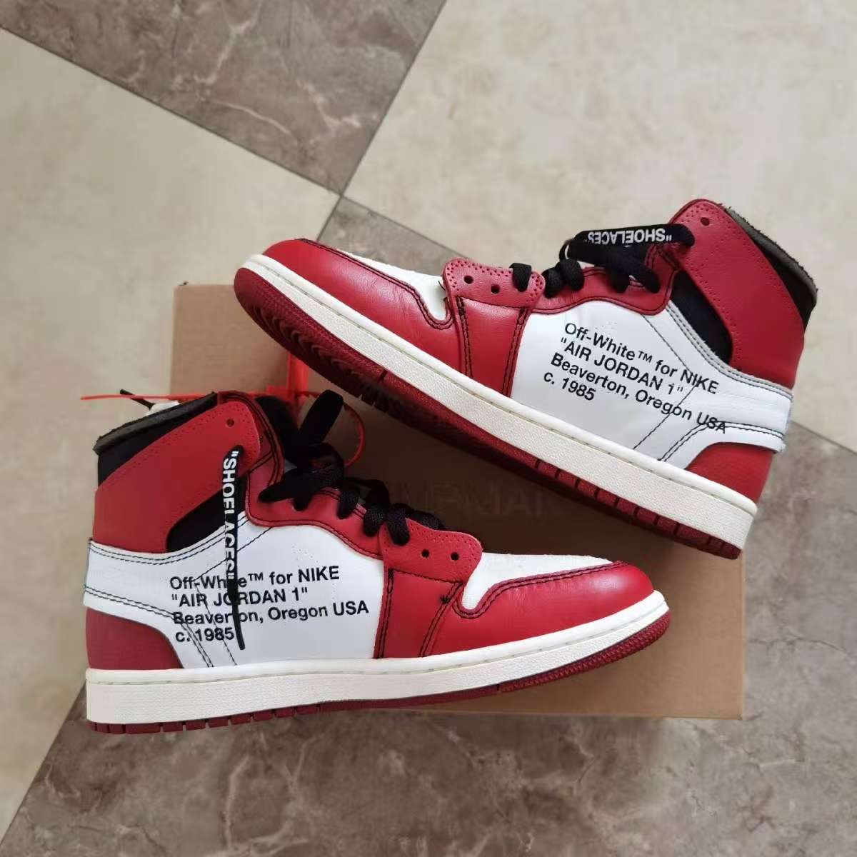 Air Jordan 1 Retro High Off-White Chicago AA3834-101 review Ivan 01