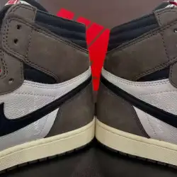  TOP Version Travis Scott x Air Jordan 1 High OG TS SP CD4487-100 review Curitis 02