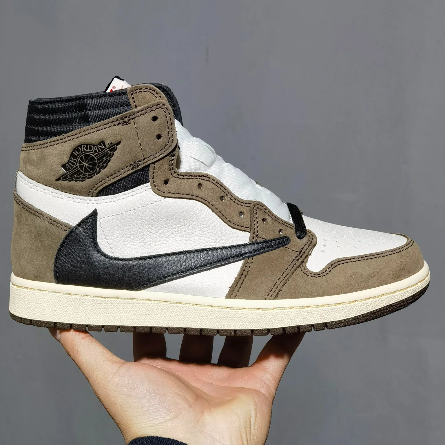  TOP Version Travis Scott x Air Jordan 1 High OG TS SP CD4487-100 review Greg