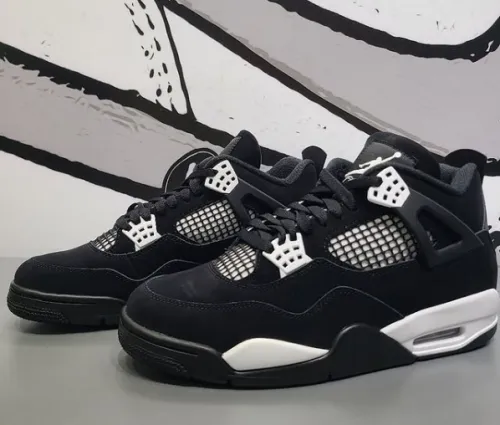 TOP Version Air Jordan 4 Retro White Thunder FQ8138-001 review 