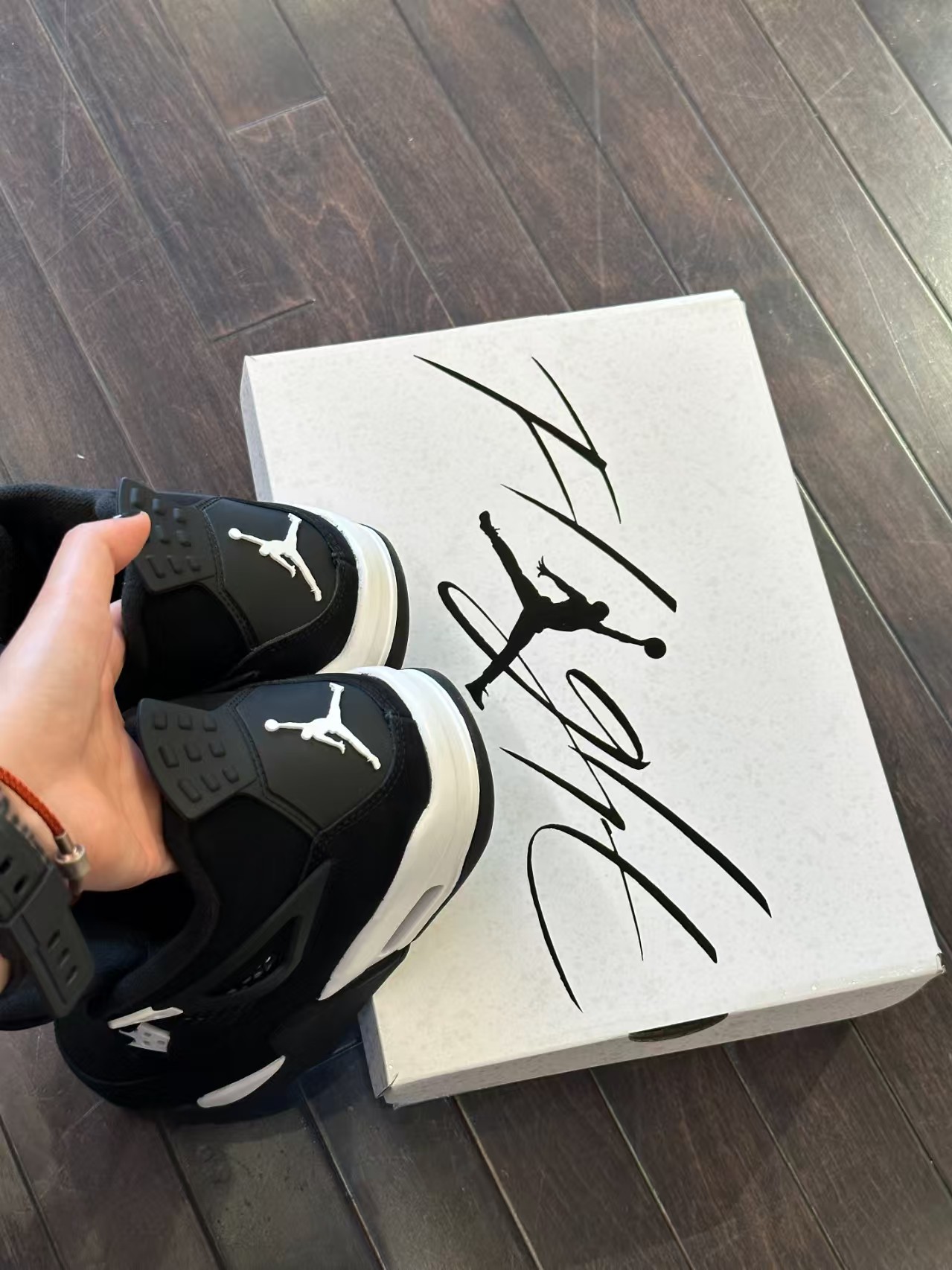 TOP Version Air Jordan 4 Retro White Thunder FQ8138-001 review Steward 01