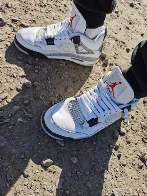 TOP Version Air Jordan 4 Retro OG White Cement FV5029-100 review 