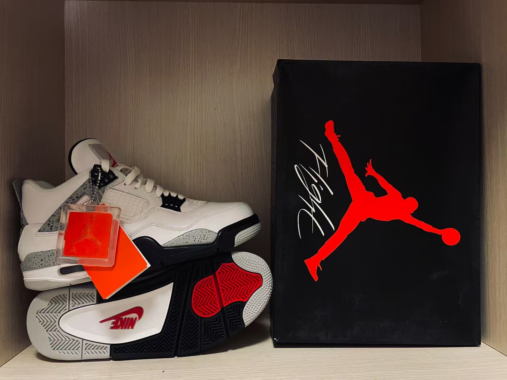 TOP Version Air Jordan 4 Retro OG White Cement FV5029-100 review Hubery