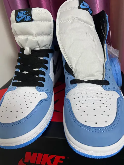 TOP Version Air Jordan 1 High OG University Blue 555088-134 review 