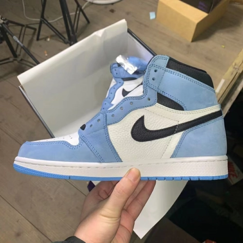 TOP Version Air Jordan 1 High OG University Blue 555088-134 review 