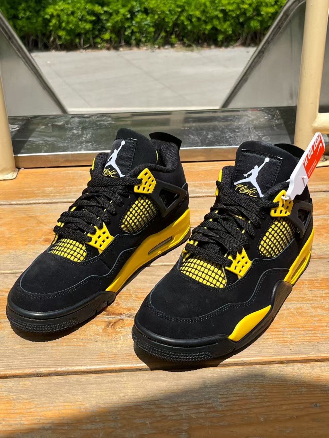 TOP Version Air Jordan 4 Thunder DH6927-017 review Michell 00