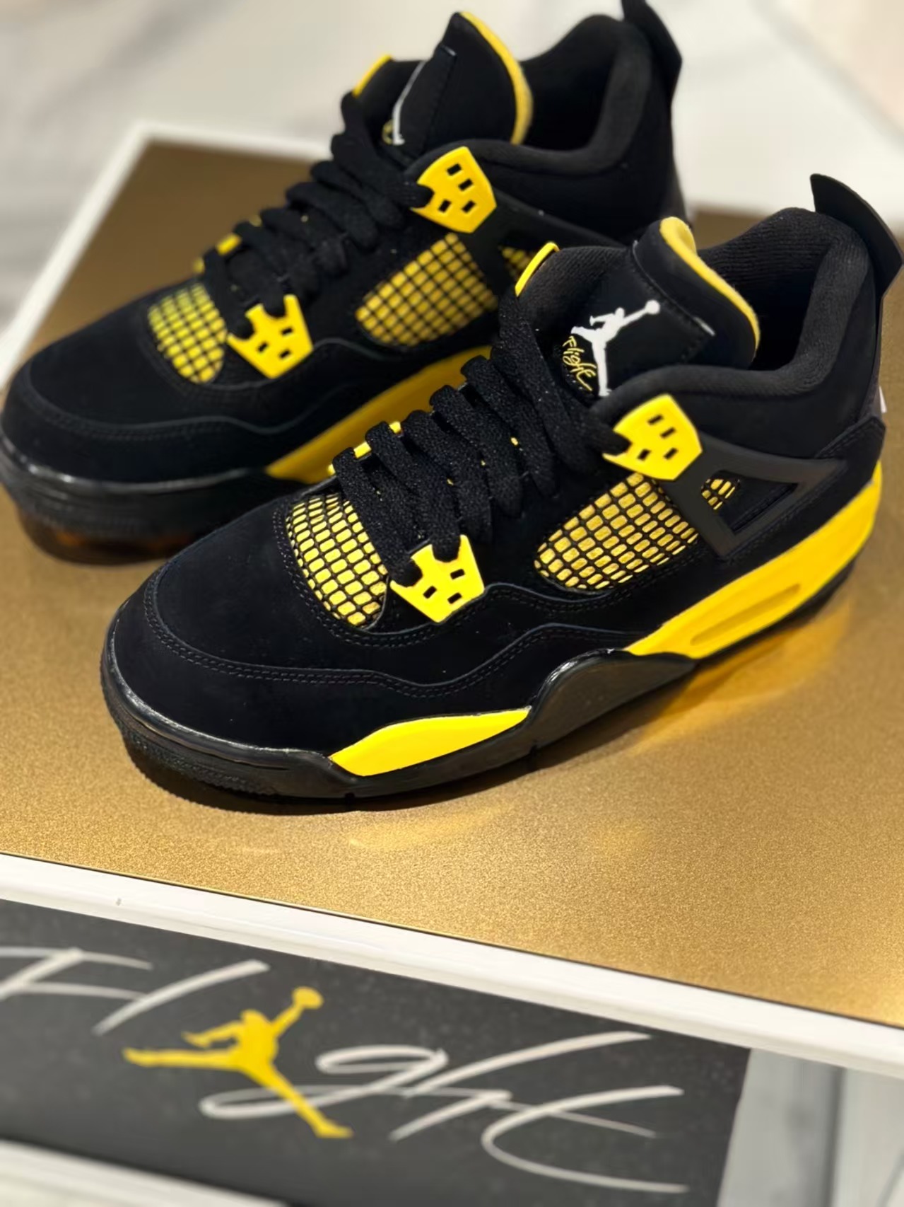 TOP Version Air Jordan 4 Thunder DH6927-017 review Lionel