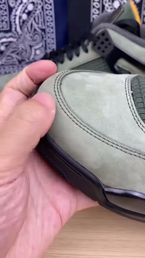 TOP Version Undefeated x Air Jordan 4 Retro IB1519-200 review 