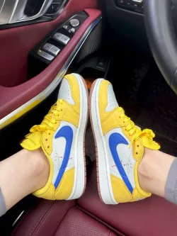 TOP Version Travis Scott x Air Jordan 1 Low OG Canary DZ4137-700 review Larry 03