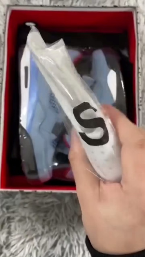 Air Jordan 4 Retro Travis Scott Cactus Jack  308497-406 review 