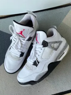 Air Jordan 4 Retro White Cement (2016) 840606-192 review Gustave 00