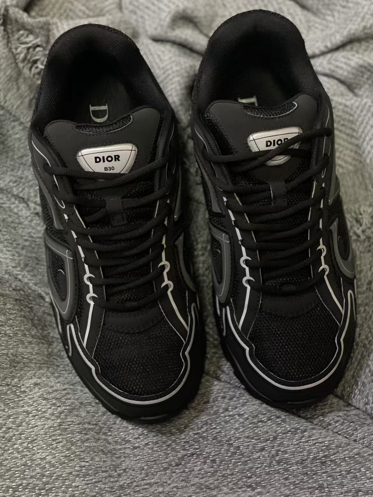 Dior Light Grey 'B30' Sneakers New Reflective 3SN27ZIR-16536 review Ignatius 00