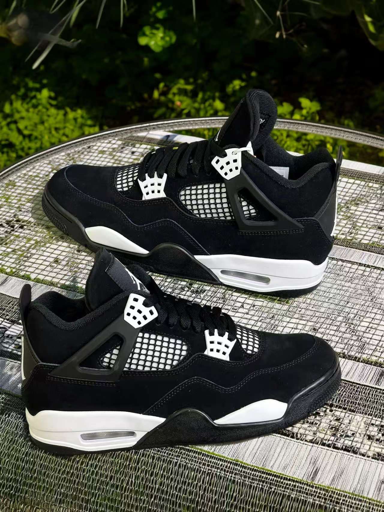 Air Jordan 4 Retro “White Thunder” FQ8138-001 review Quintion 00