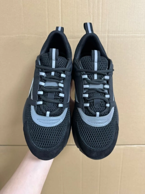 Dior B22 Black Silver 3SN231ZNG969 review 