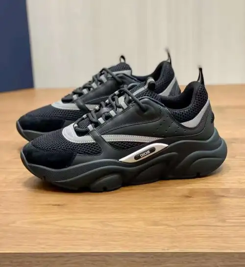 Dior B22 Black Silver 3SN231ZNG969 review 