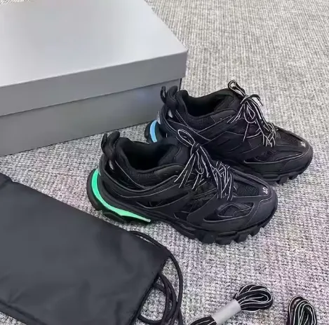 Balenciaga Tess S.Black 555032 W1GB7 1000 (With LED) review 