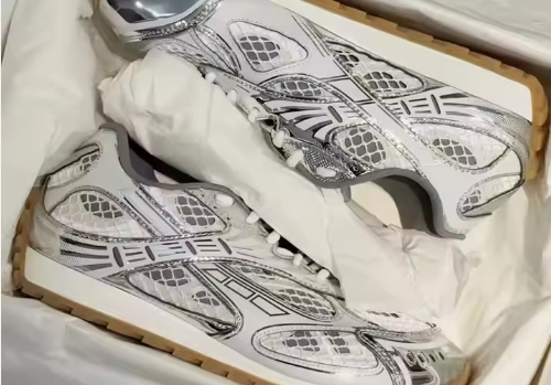 Bottega Veneta Orbit Silver White 741357V2X401425 review 