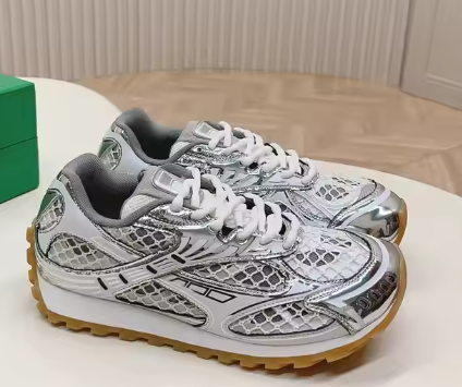 Bottega Veneta Orbit Silver White 741357V2X401425 review Steward 01