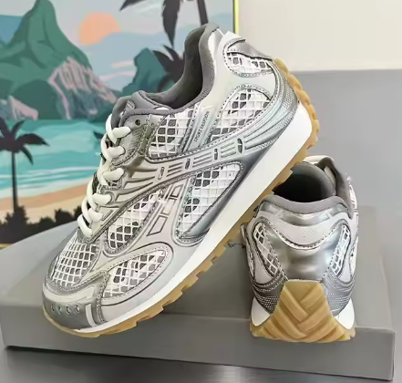 Bottega Veneta Orbit Silver White 741357V2X401425 review Thomas