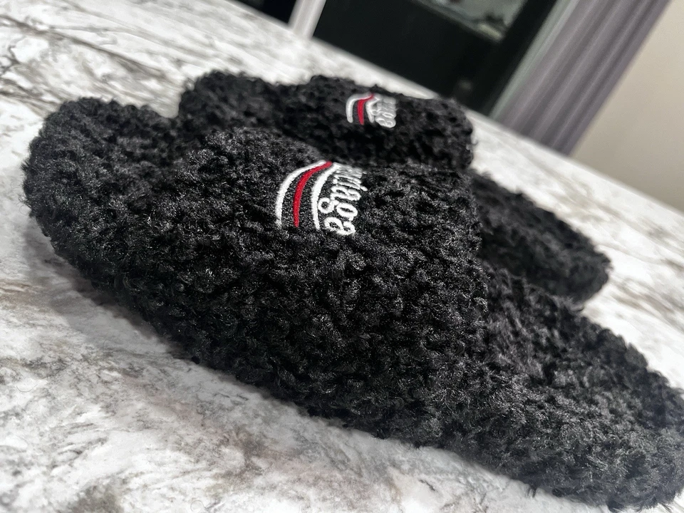 Balenciaga Furry Slide Coke Label Black review Patrick 02
