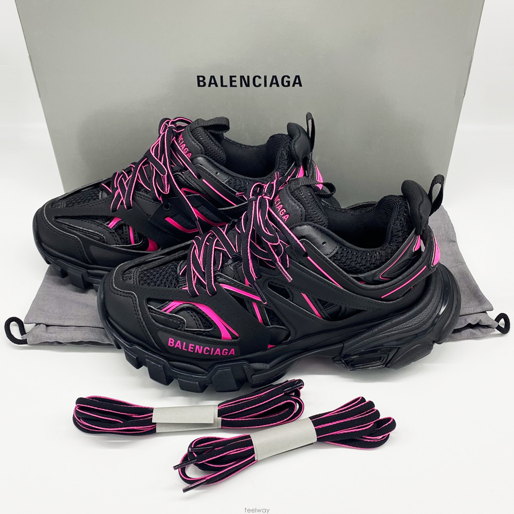 Balenciaga Tess S. Black Rose Red 542436 W2LA1 2046 review Lawrence