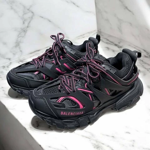 Balenciaga Tess S. Black Rose Red 542436 W2LA1 2046 review 