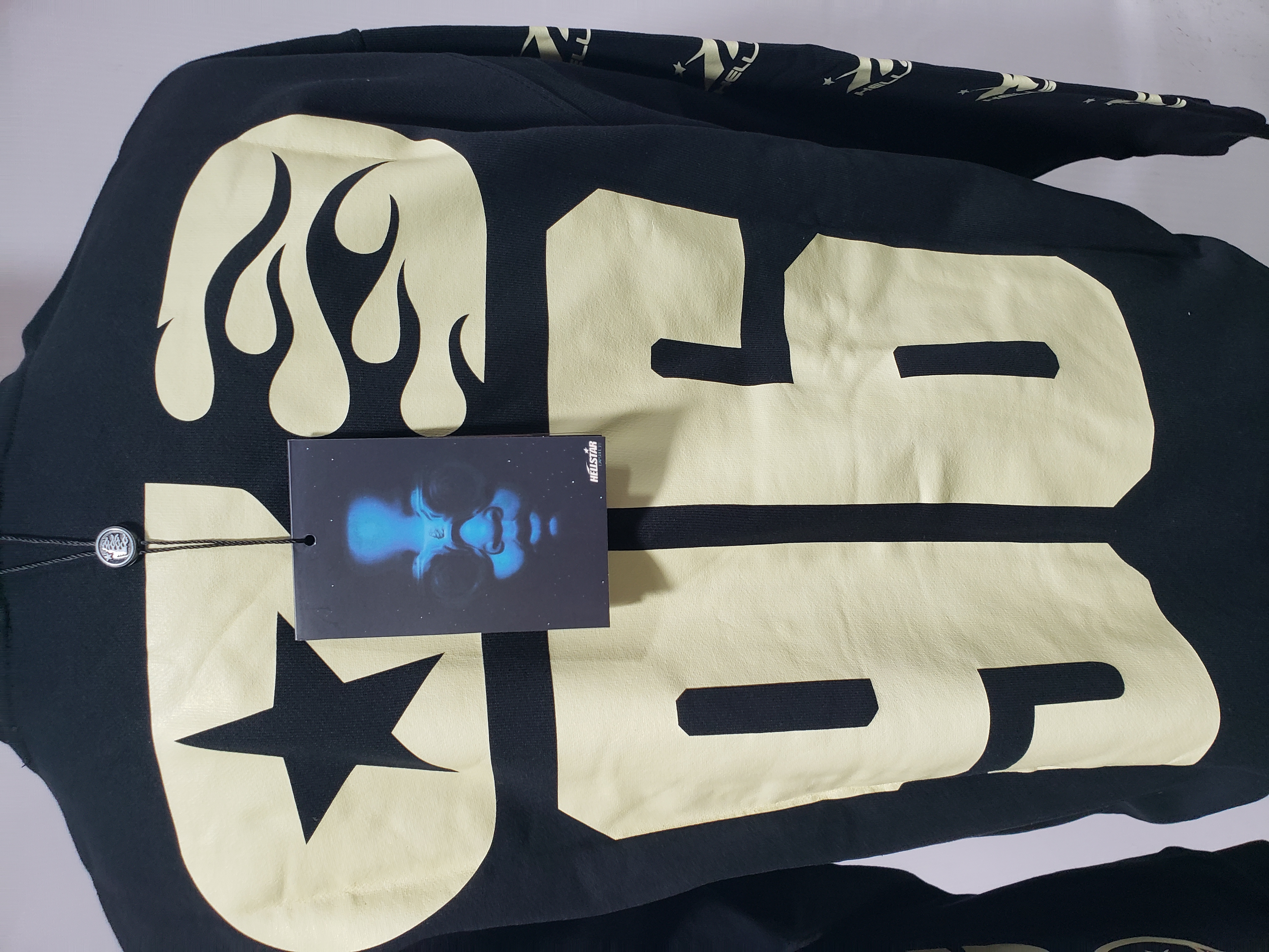 Hellstar Sports 96 Crewneck Black review Obosneaker 06