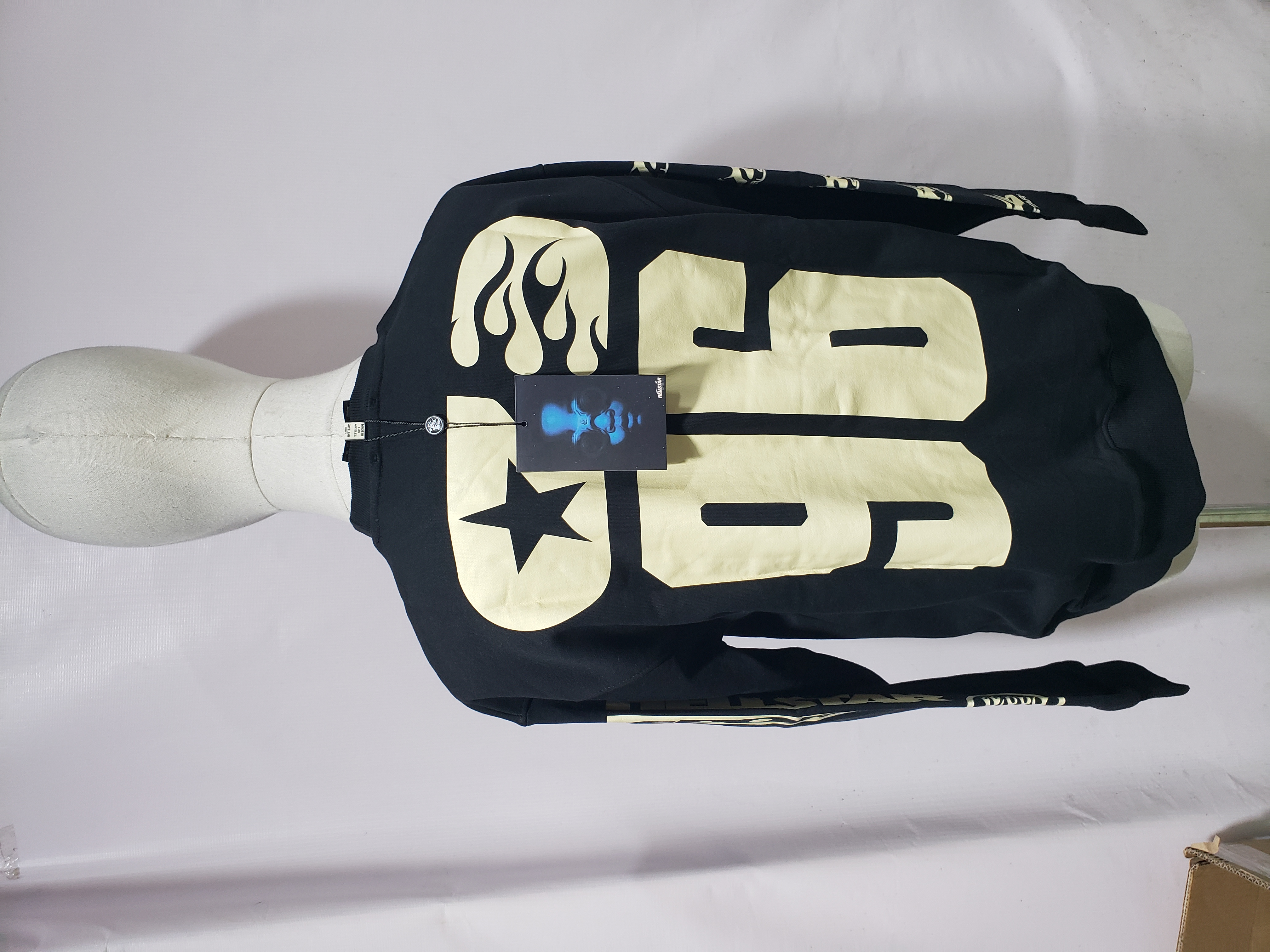 Hellstar Sports 96 Crewneck Black review Obosneaker 05