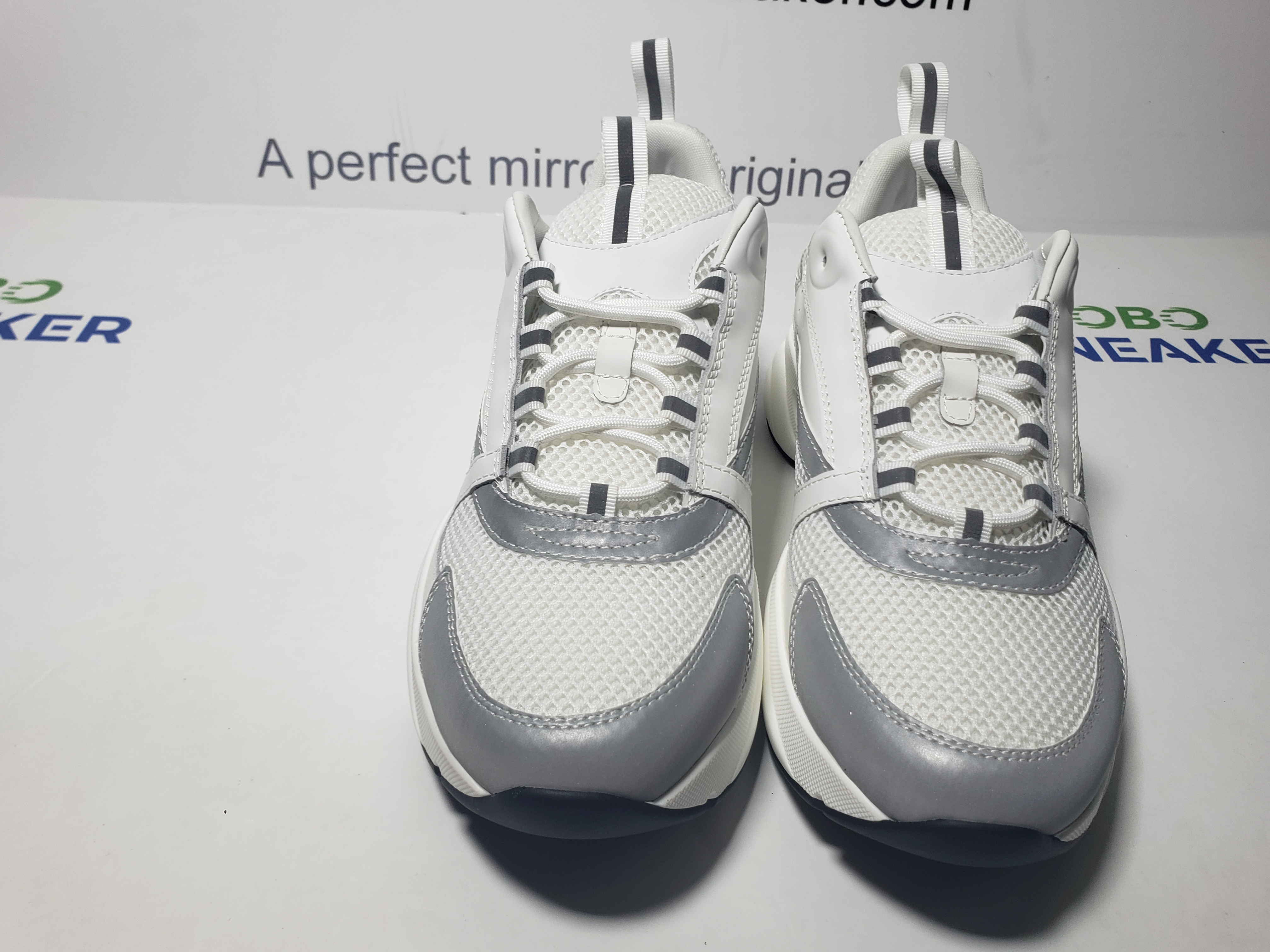 Dior B22 White Silver 3SN231YJG_H000 review Obosneaker 03