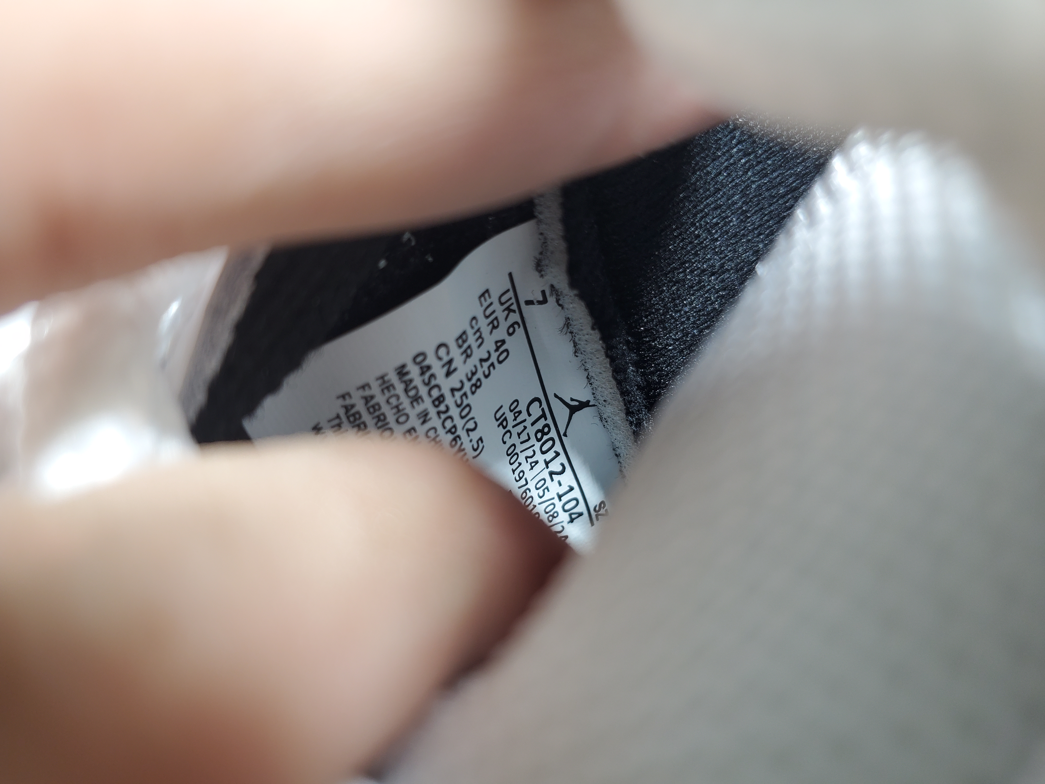 Air Jordan 11 Retro 'Columbia / Legend Blue'  CT8012-104 review Obosneaker 05