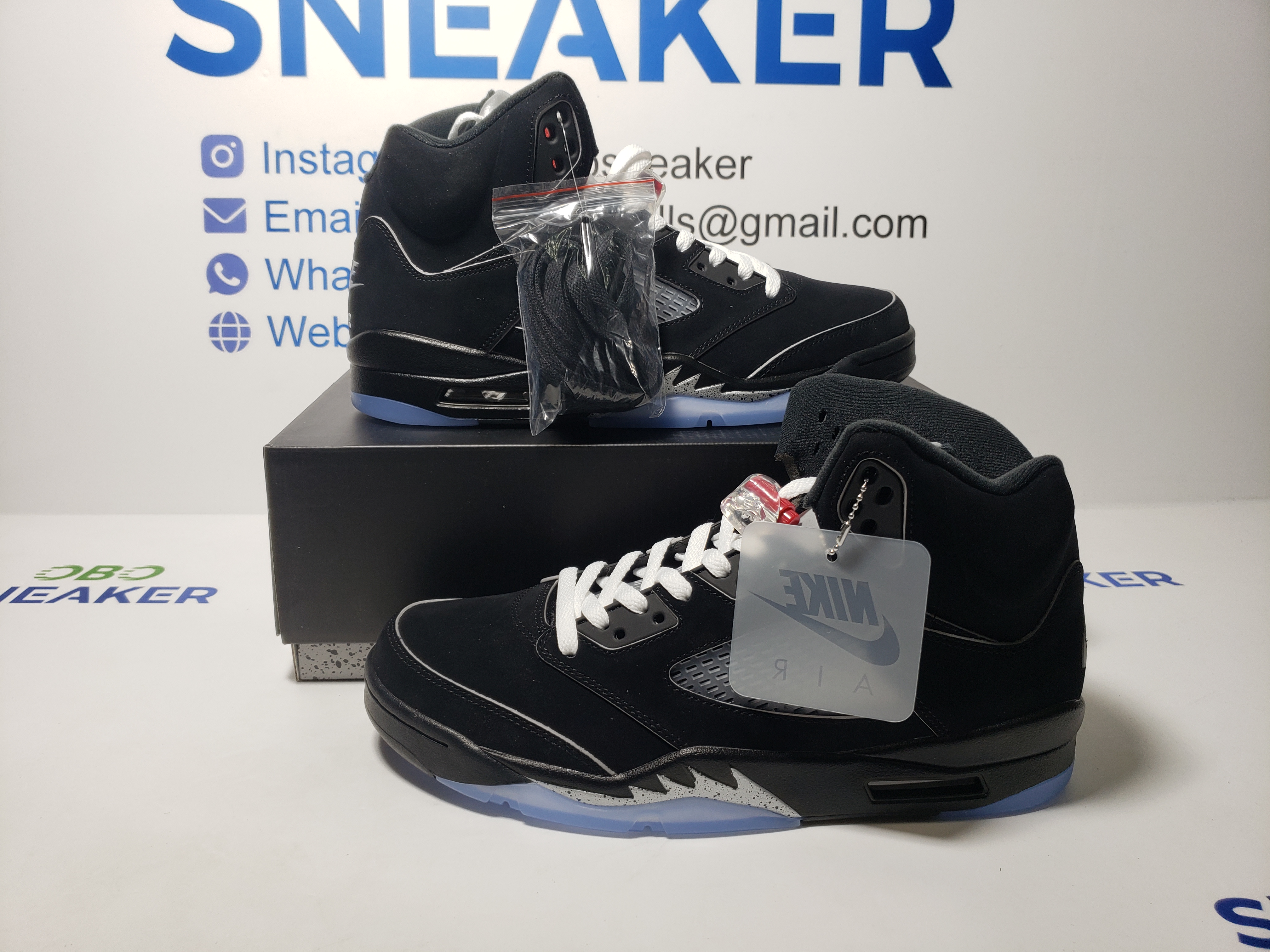【FLASH SALE】Air Jordan 5 Black Metallic Reimagined HF3975-001 review Obosneaker 01