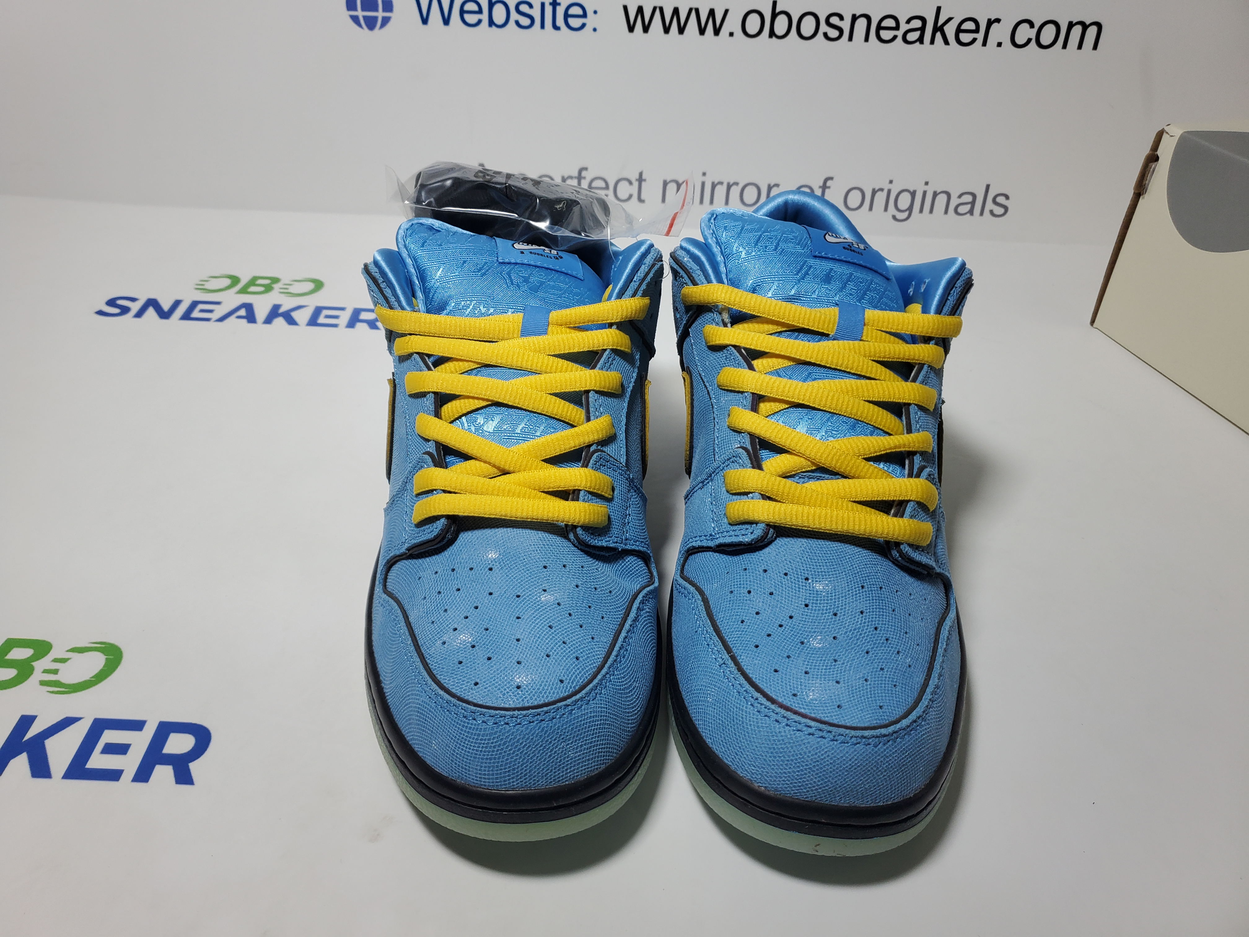 Nike SB Dunk Low The Powerpuff Girls Bubbles FZ8320-400 review Obosneaker 03