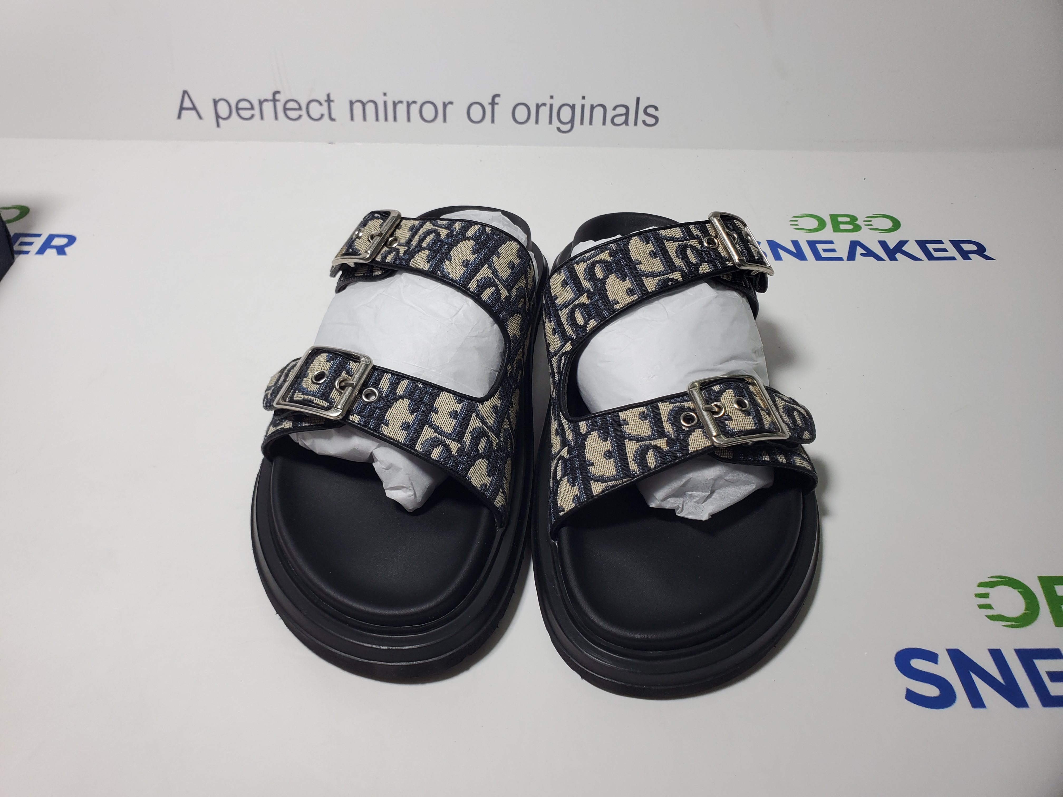 Dior Aqua Sandal Beige and Black Dior Oblique Jacquard  3SA135ZSA_H561 review Obosneaker 03