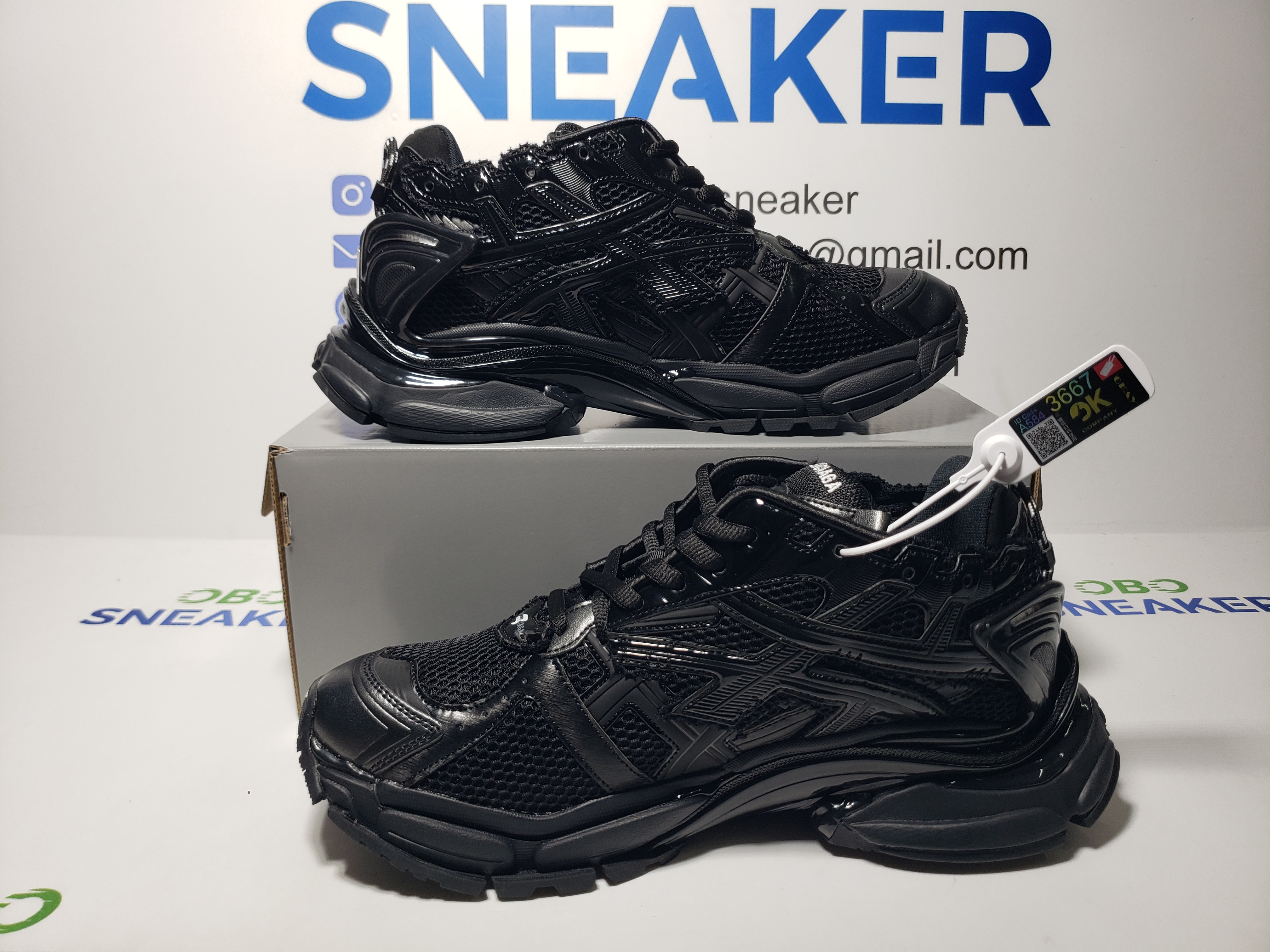 Balenciaga Runner Black 677403W3RB11000 review Obosneaker 01