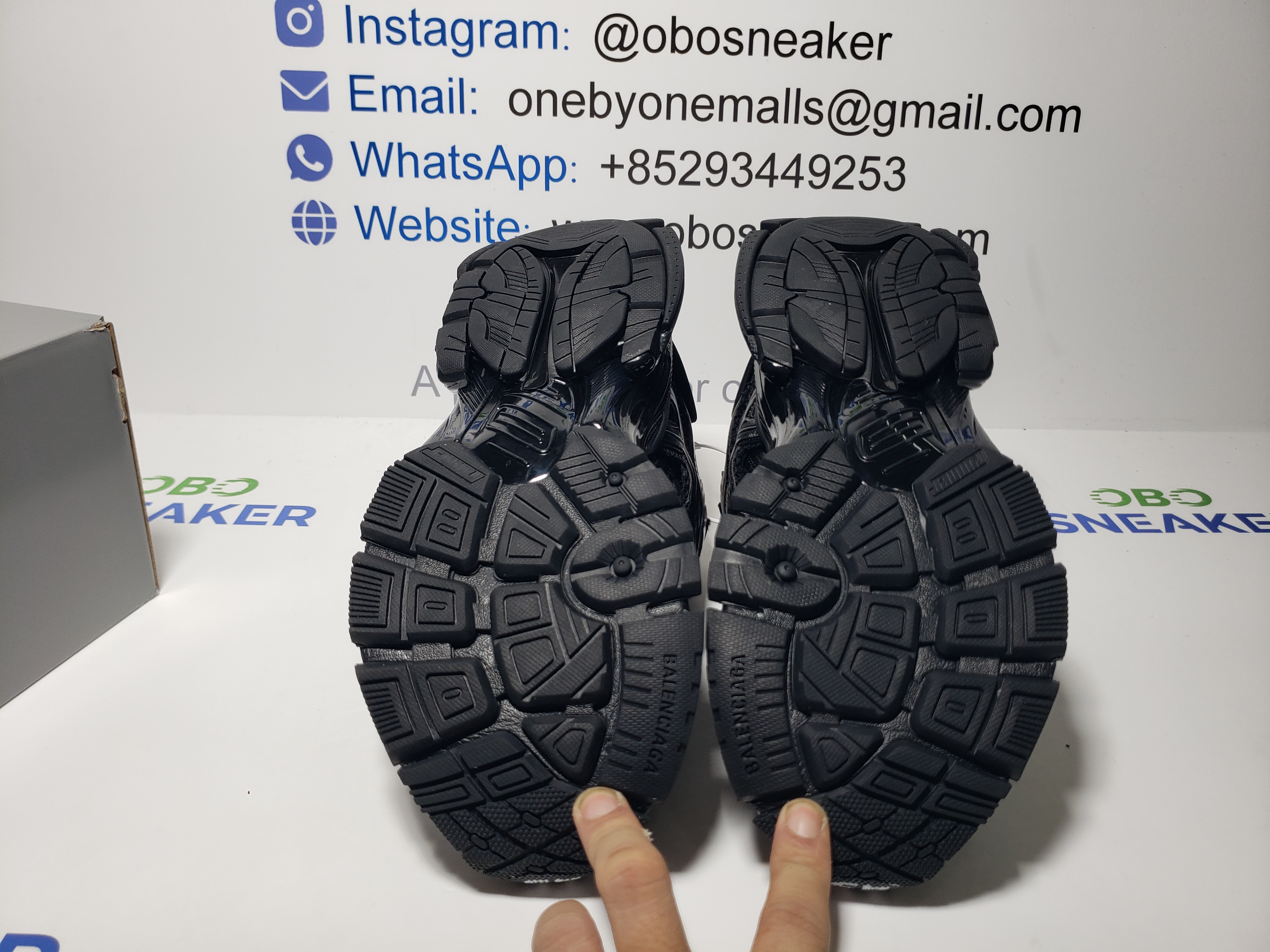 Balenciaga Runner Black 677403W3RB11000 review Obosneaker 04