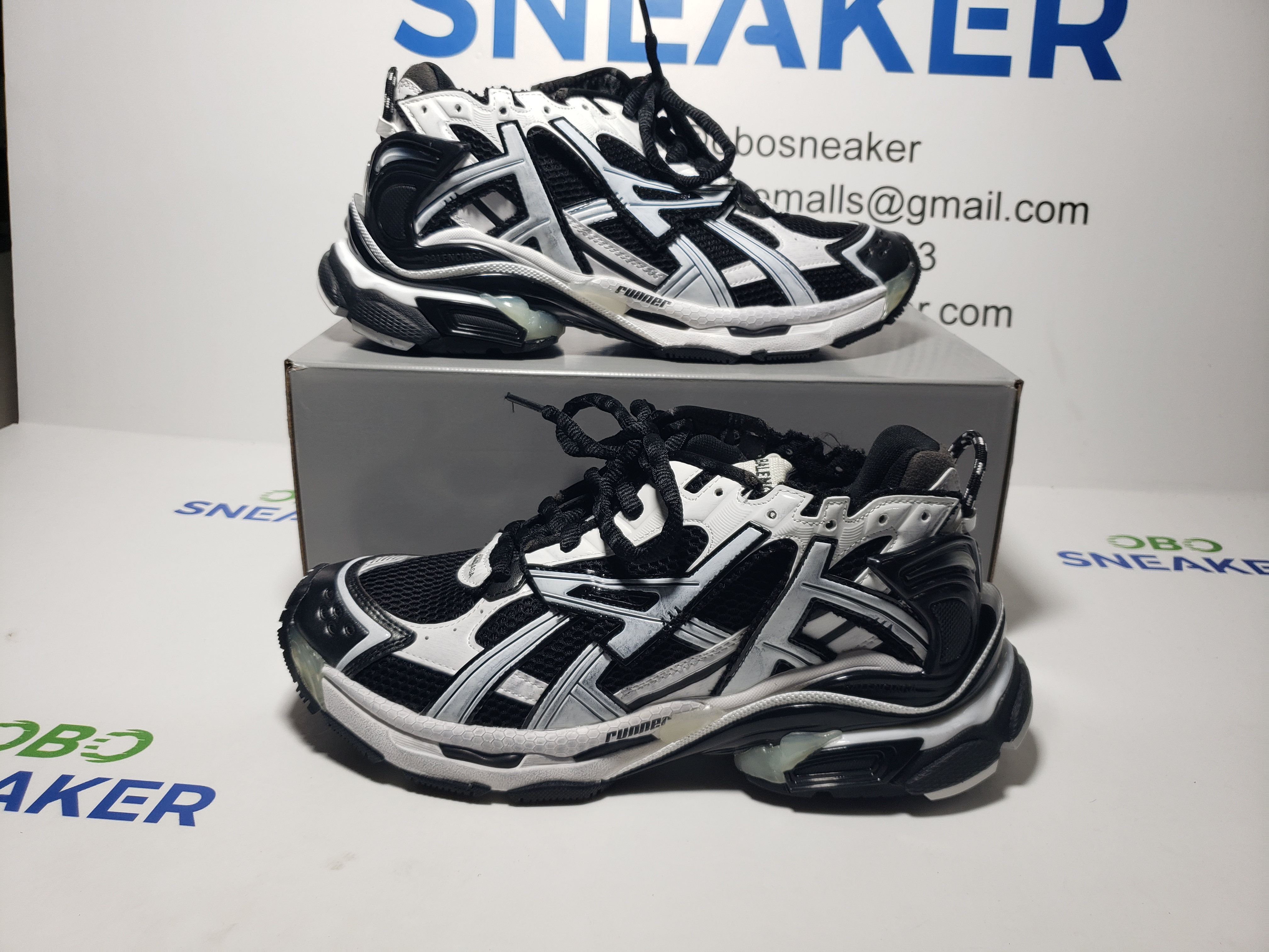 Balenciaga Runner Black White  677403W3RB29010 review Obosneaker 00
