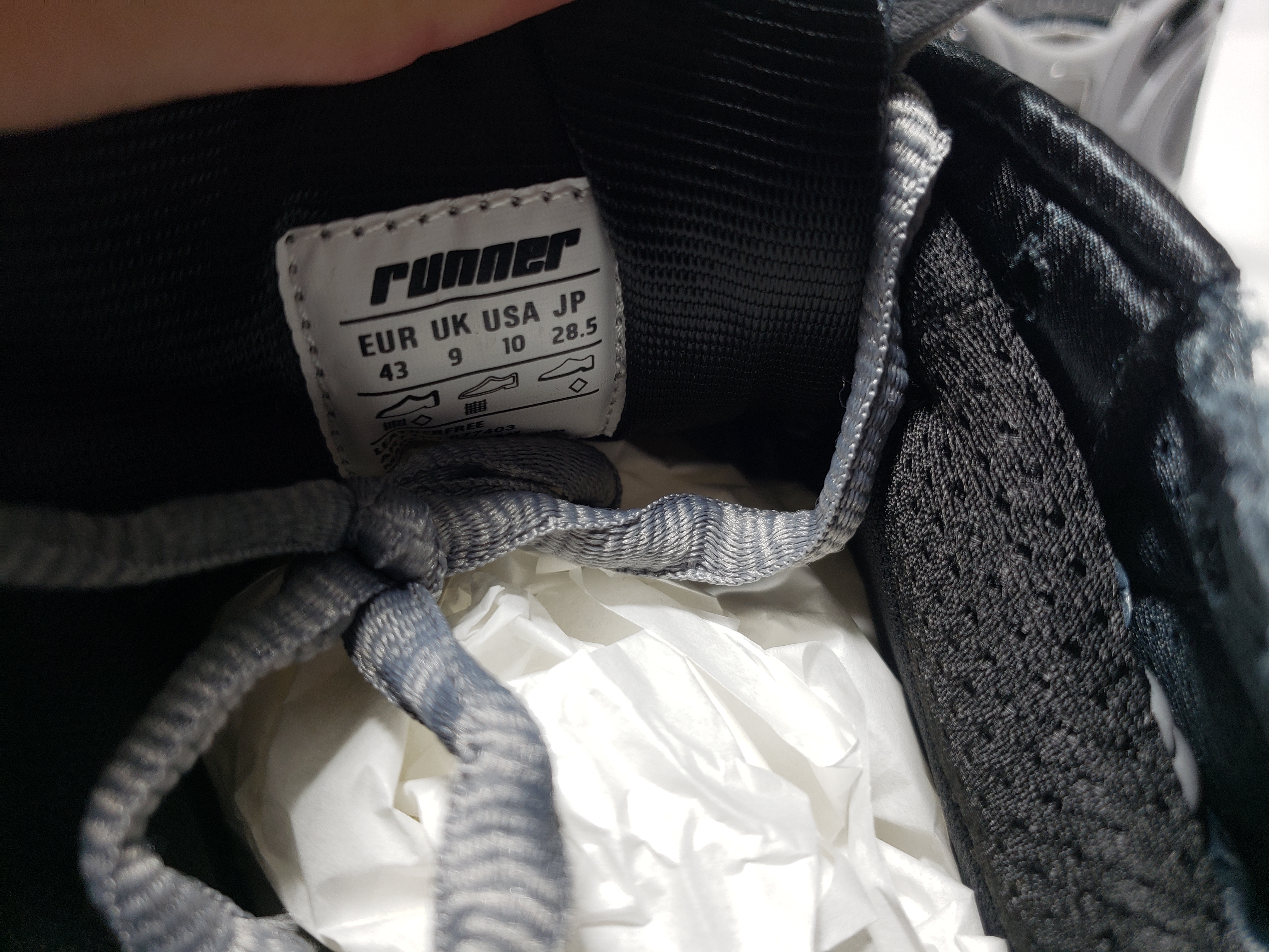 Balenciaga Runner All Black Gray 677402 W3RB2 1515 review Obosneaker 03