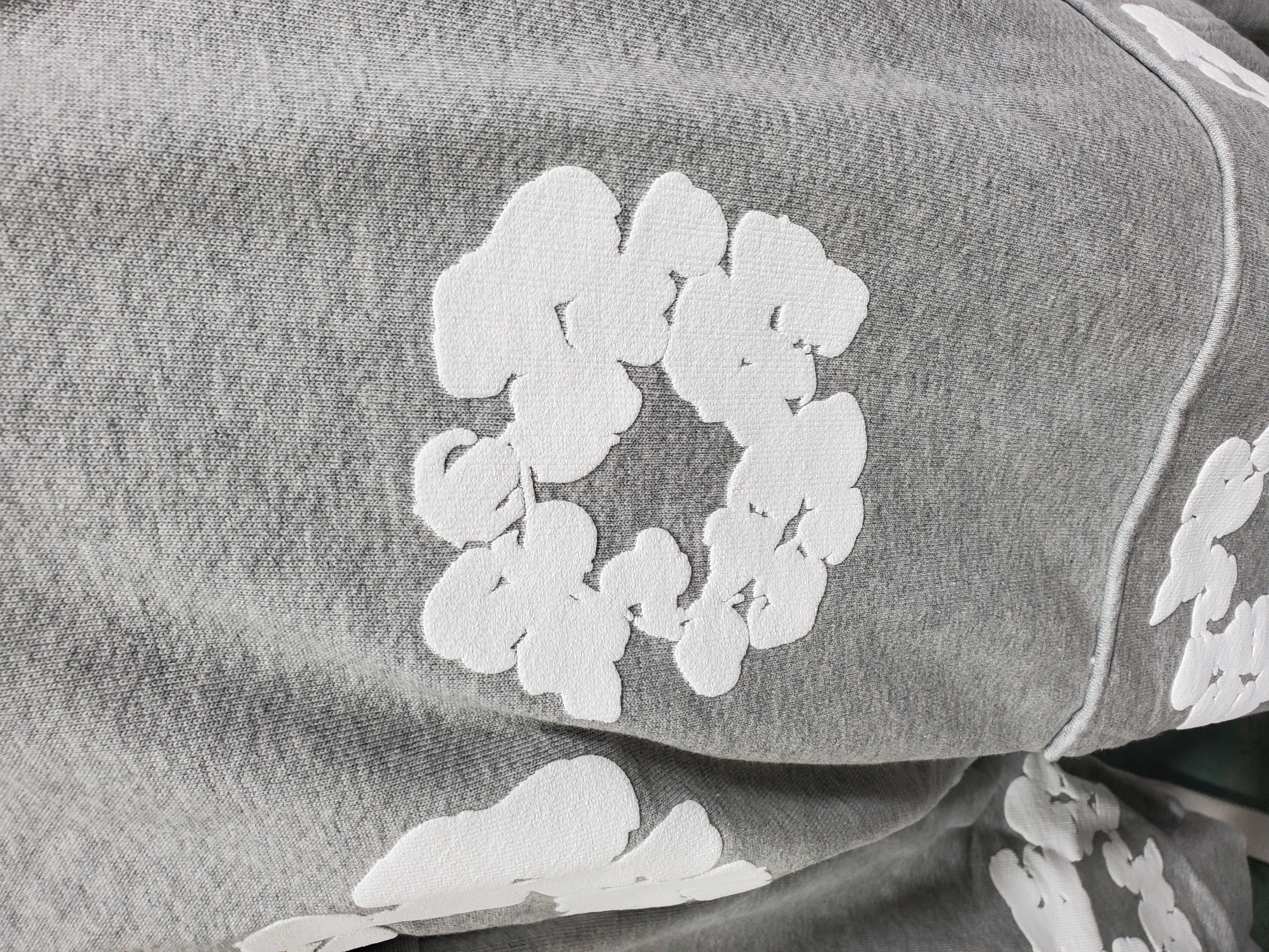 OBO Denim Tears The Cotton Wreath Sweatshirt Grey review Obosneaker 04