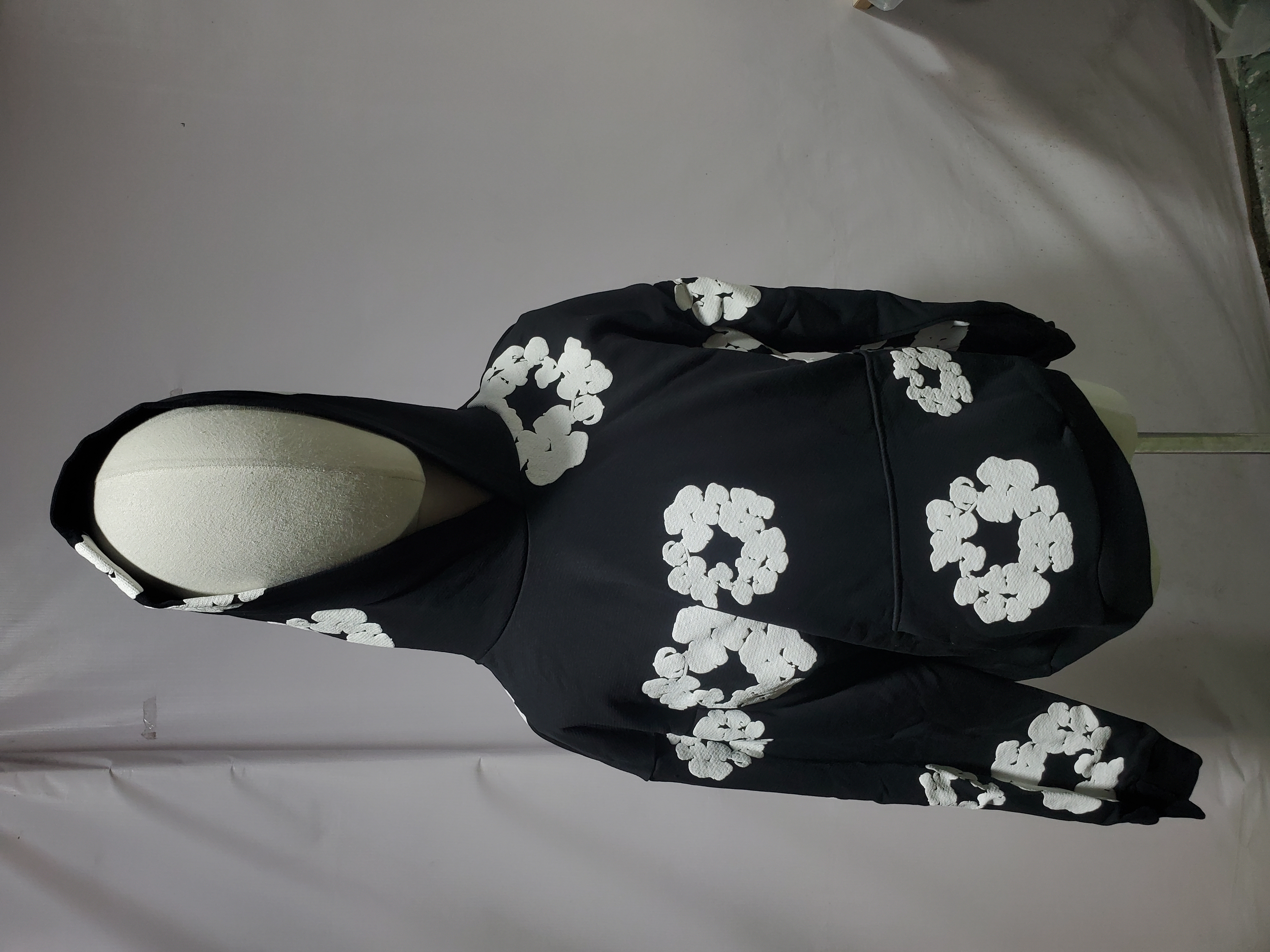 OBO Denim Tears The Cotton Wreath Hoodie Black  review Obosneaker 00