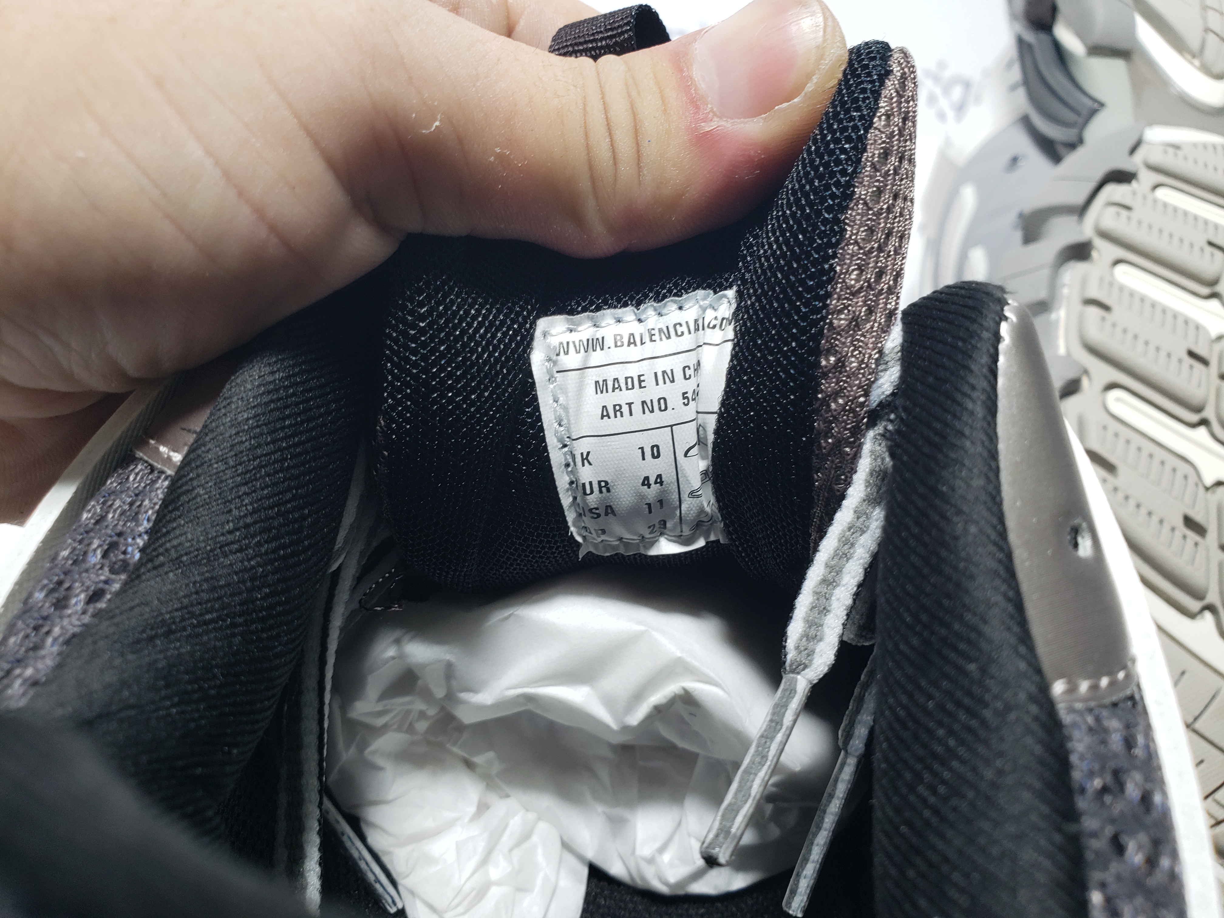Balenciaga Tess S.White Grey Orange 542435 W1GB7 2018 review Obosneaker 05
