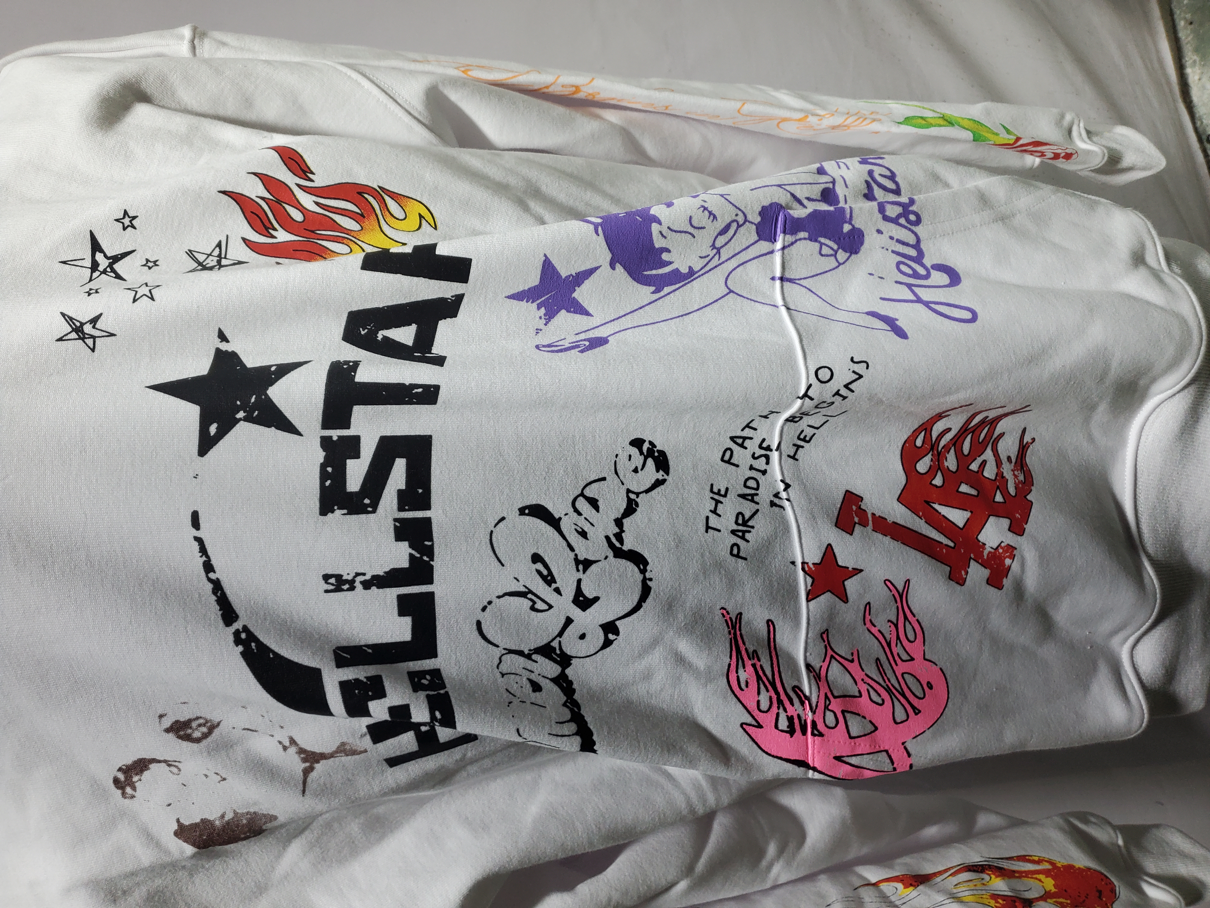 OBO  Hellstar Hoodie White review Obosneaker 02